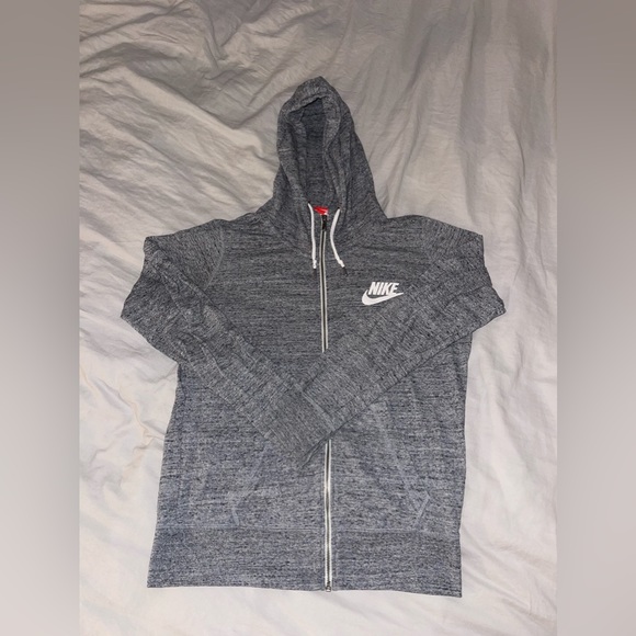 Grey Nike sweater! - Picture 2 of 4